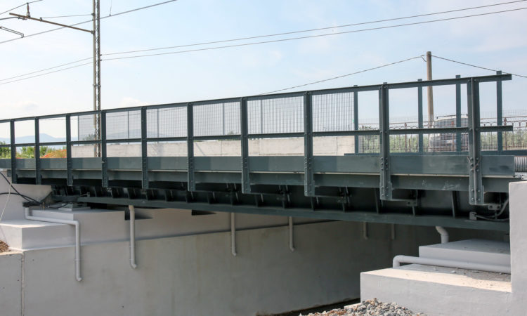 ponte-ferroviario-san-bonifacio-montato-metal-engineering-carpenteria-metallica-civile